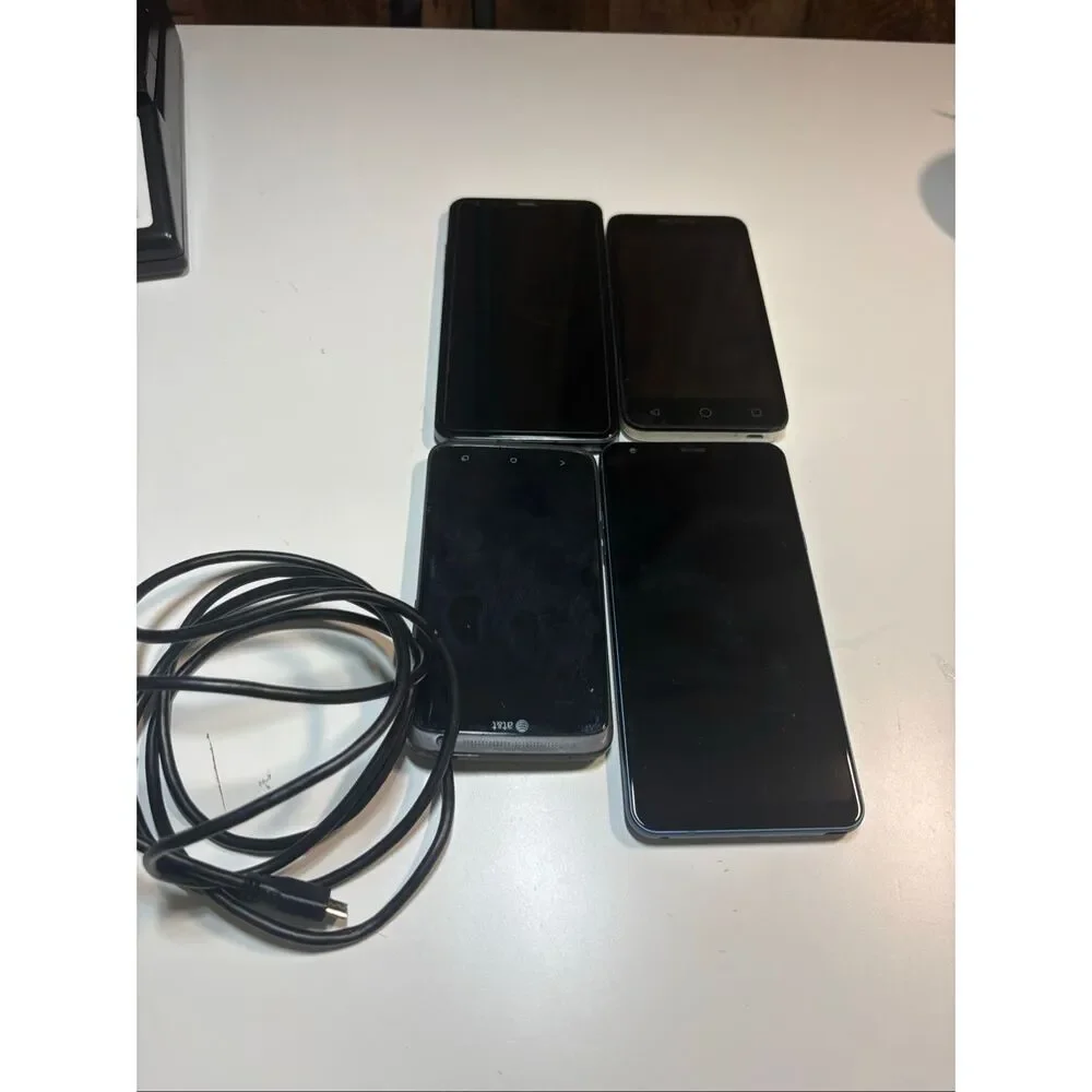 Lot of 4 Cell Phones LG, HTC Smartphones, Parts Repair